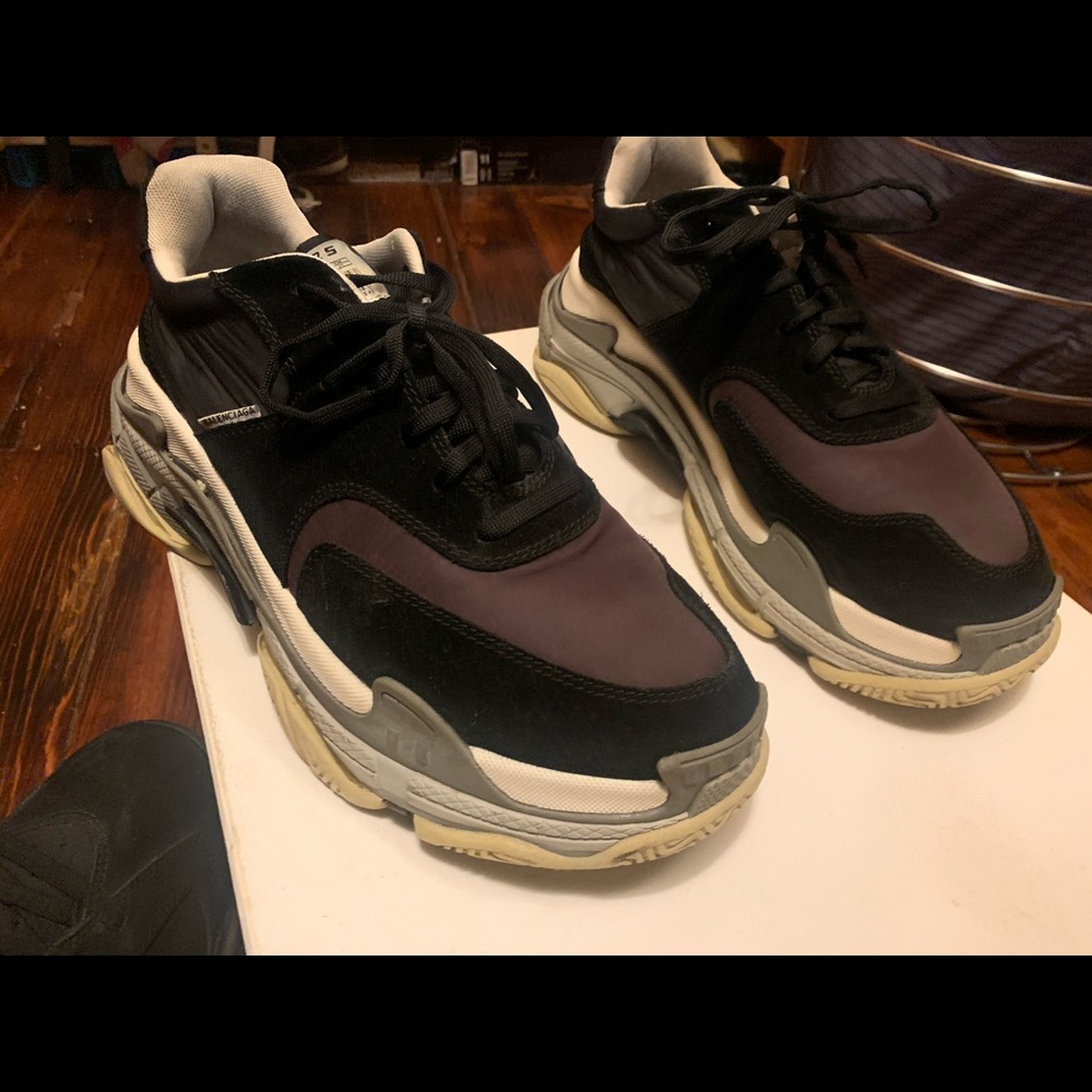 Balenciaga triple s